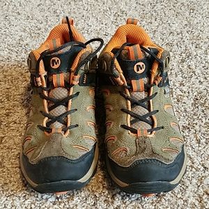 Boys Merrell hiking shoes